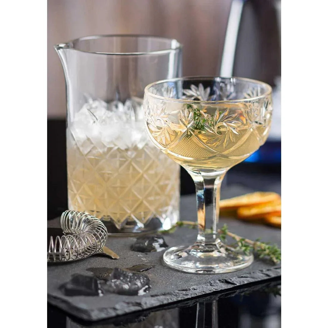 FJ019 Utopia Timeless Vintage Mixing Glasses 725ml (Pack of 6) - JD Catering Equipment Solutions Ltd