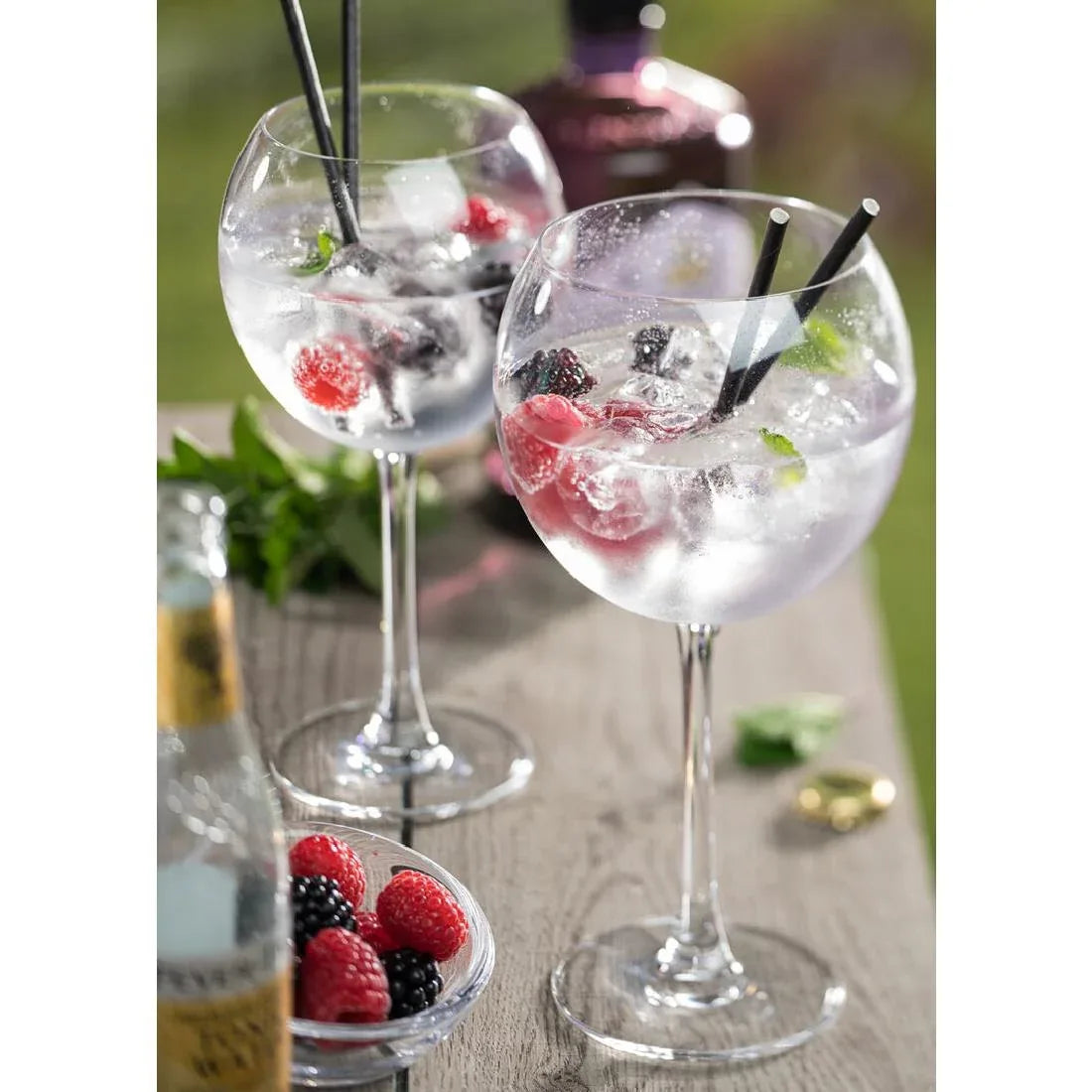 FJ159 Nude Reserva Balloon Wine Glasses 580ml (Pack of 12) - JD Catering Equipment Solutions Ltd