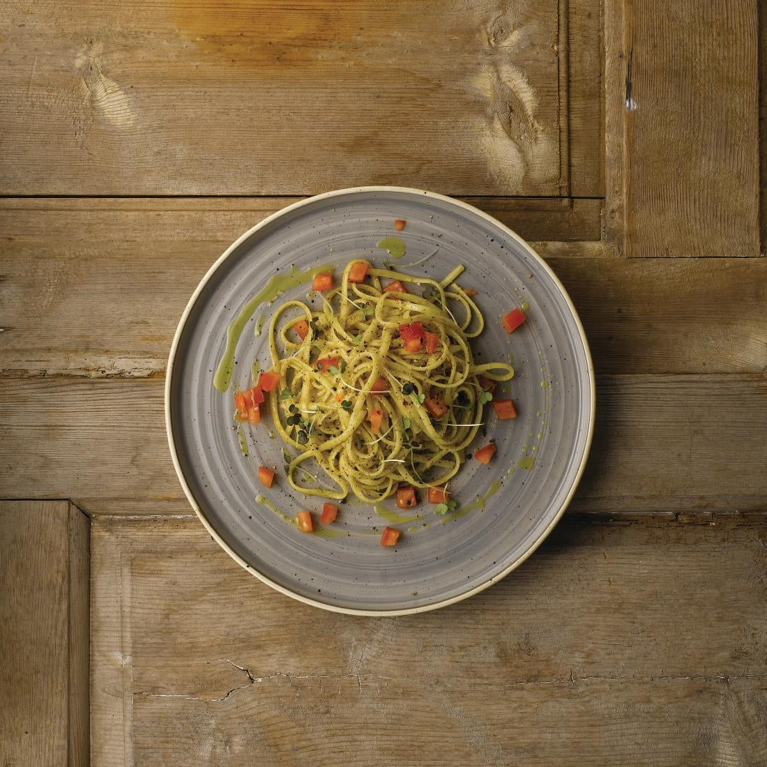 FJ918 Stonecast Peppercorn Grey Walled Plate 10 3/4 " (Box 6)