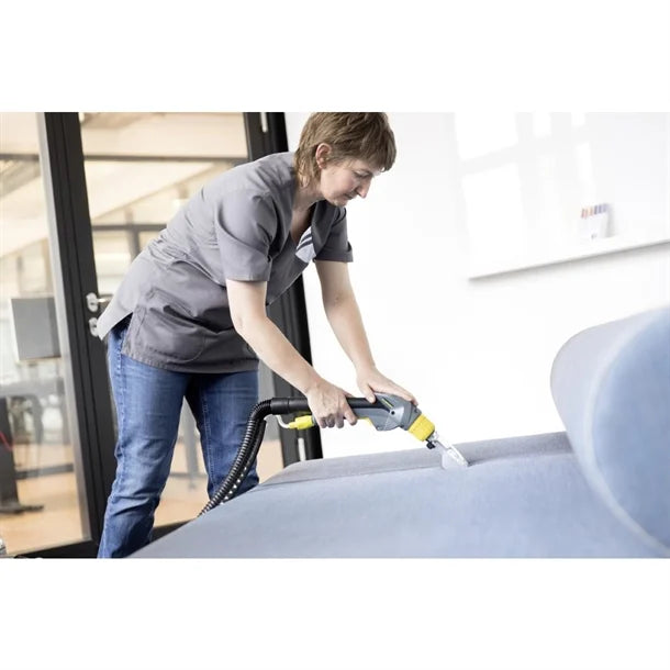 FU066 Karcher Spray Extraction Cleaner Puzzi 30/4