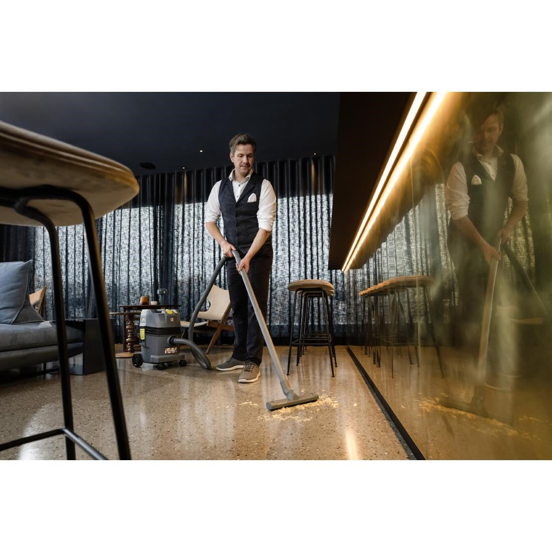 FU076 Karcher Battery Wet and Dry Vacuum NT 22/1 AP BP Without Battery and Charger