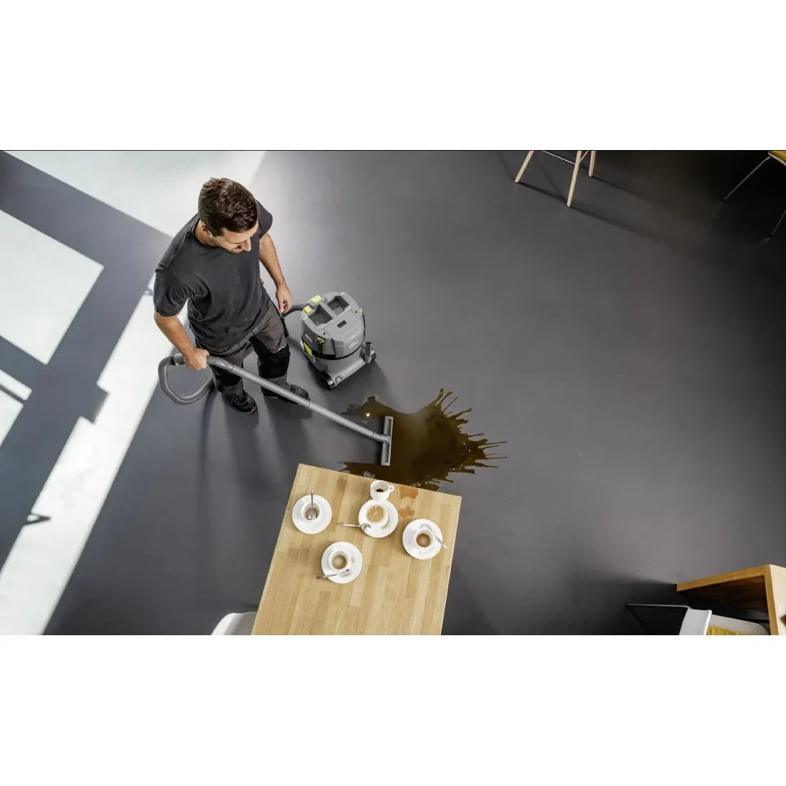 FU076 Karcher Battery Wet and Dry Vacuum NT 22/1 AP BP Without Battery and Charger - JD Catering Equipment Solutions Ltd