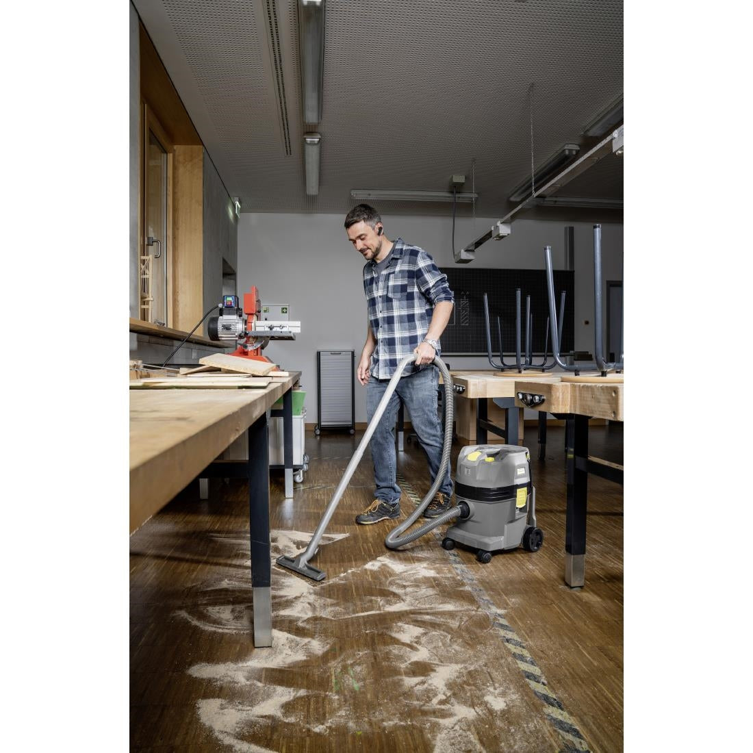 FU076 Karcher Battery Wet and Dry Vacuum NT 22/1 AP BP Without Battery and Charger