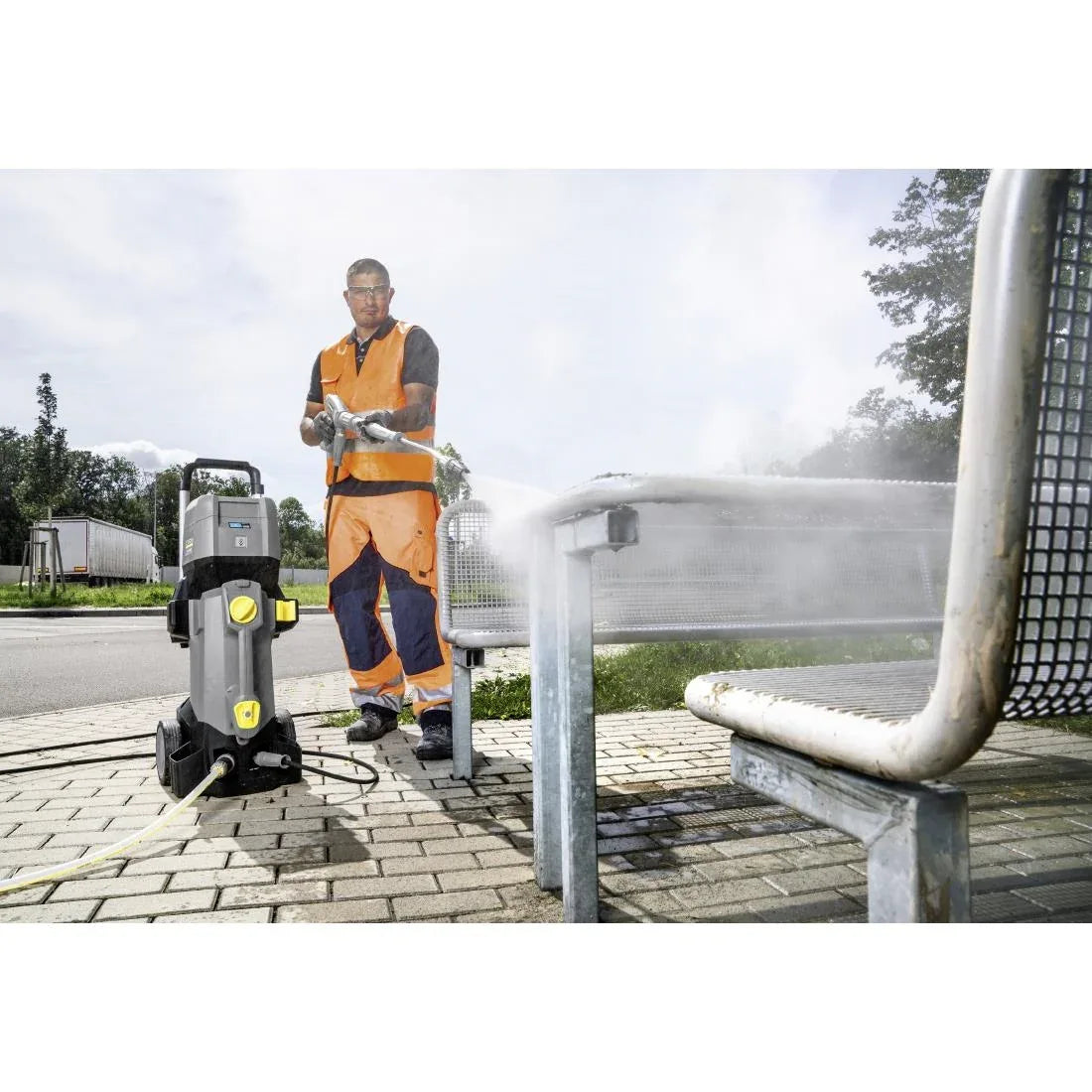 FU086 Karcher Battery High Pressure Cleaner HD 4/11 C BP Without Battery and Charger - JD Catering Equipment Solutions Ltd