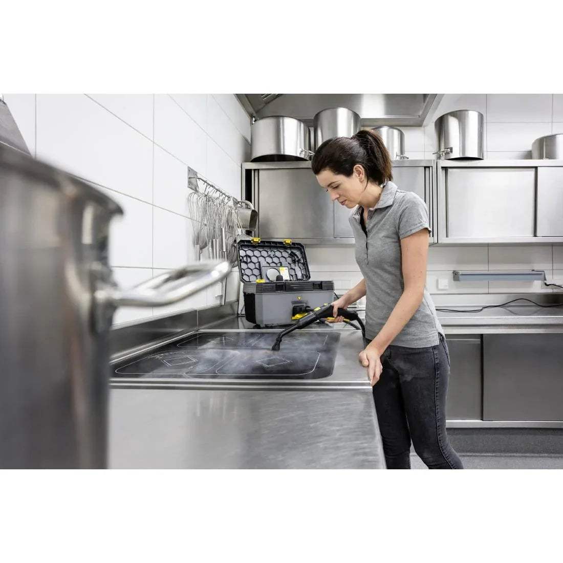 FU091 Karcher Steam Cleaner SG 4/2 Classic - JD Catering Equipment Solutions Ltd