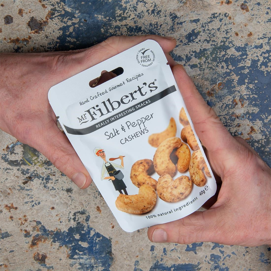 FU479 Mr Filbert's Salt & Pepper Cashews 40g (Pack of 20)