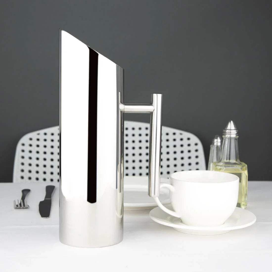GG871 Olympia Contemporary Stainless Steel Water Jug - JD Catering Equipment Solutions Ltd