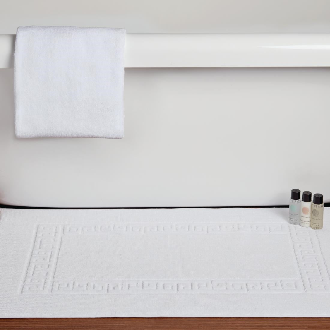 Comfort Nova/B Towels White - Bath Mat 50x80cm