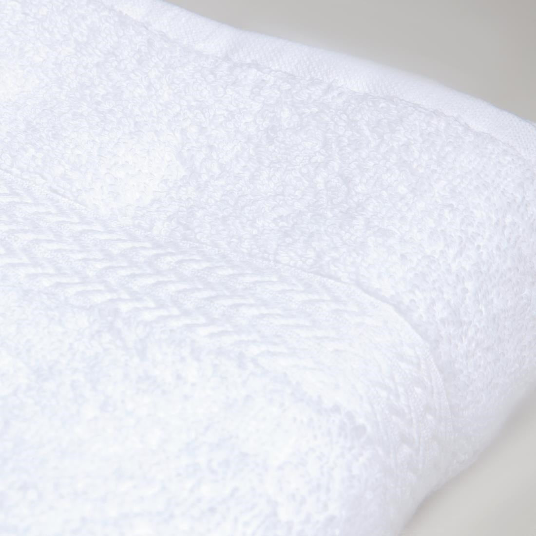 GT853 Mitre Comfort Riviera Hand Towel White