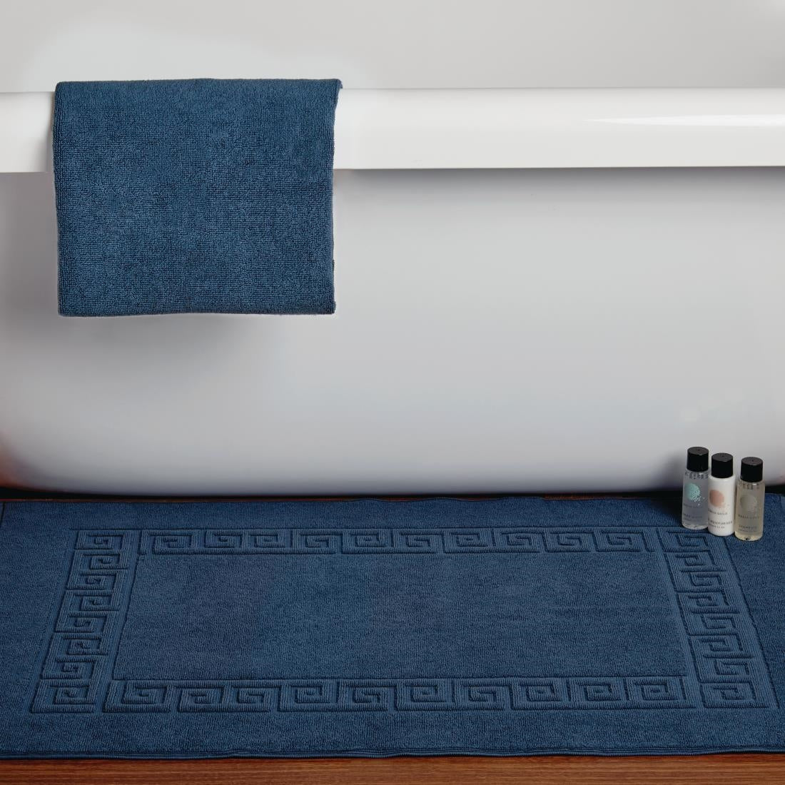 GW373 Mitre Essentials Nova Bath Mat Navy