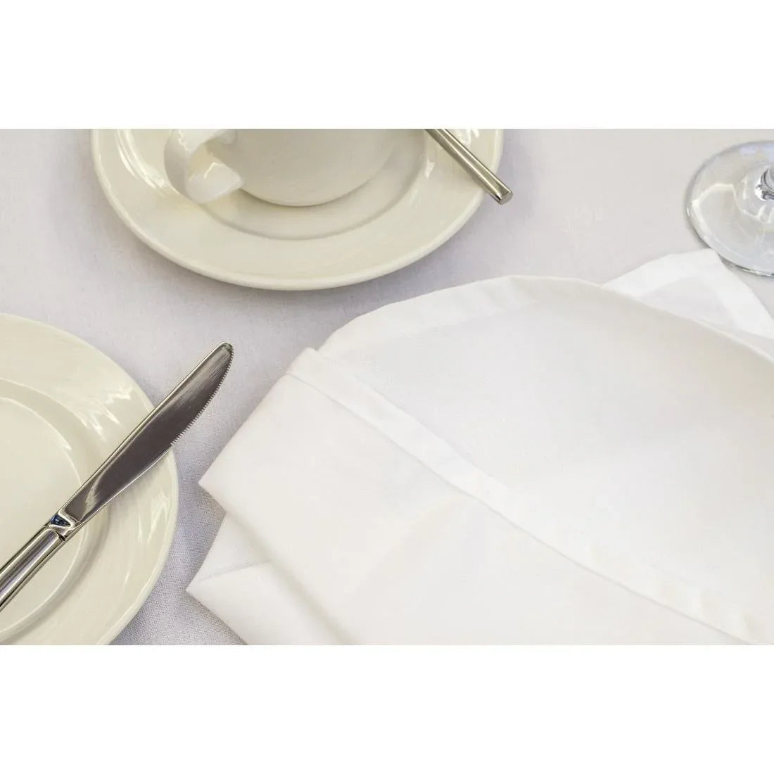 GW442 Mitre Essentials Occasions Round Tablecloth White 2800mm - JD Catering Equipment Solutions Ltd