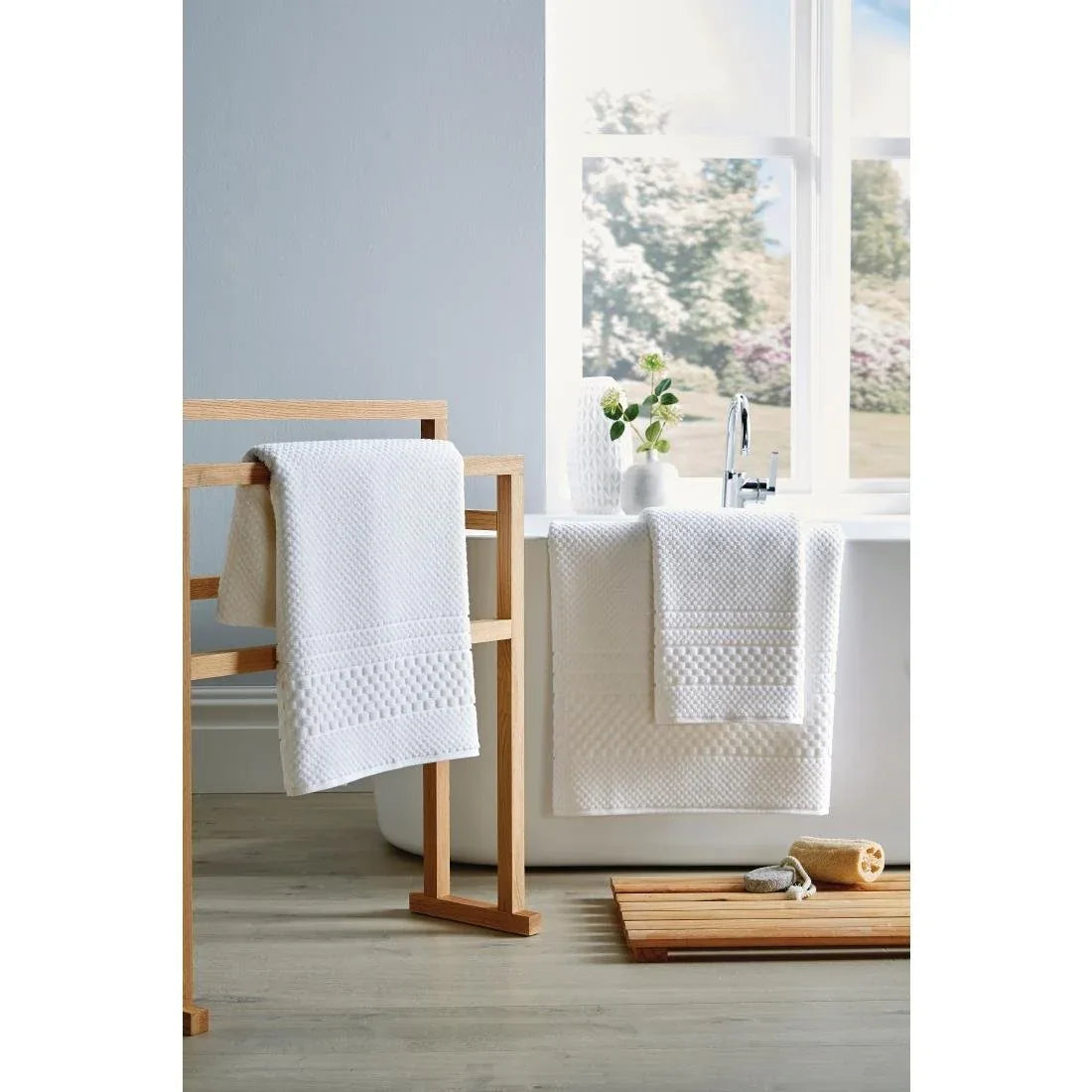 GW301 Mitre Heritage Chequers Hand Towel - JD Catering Equipment Solutions Ltd