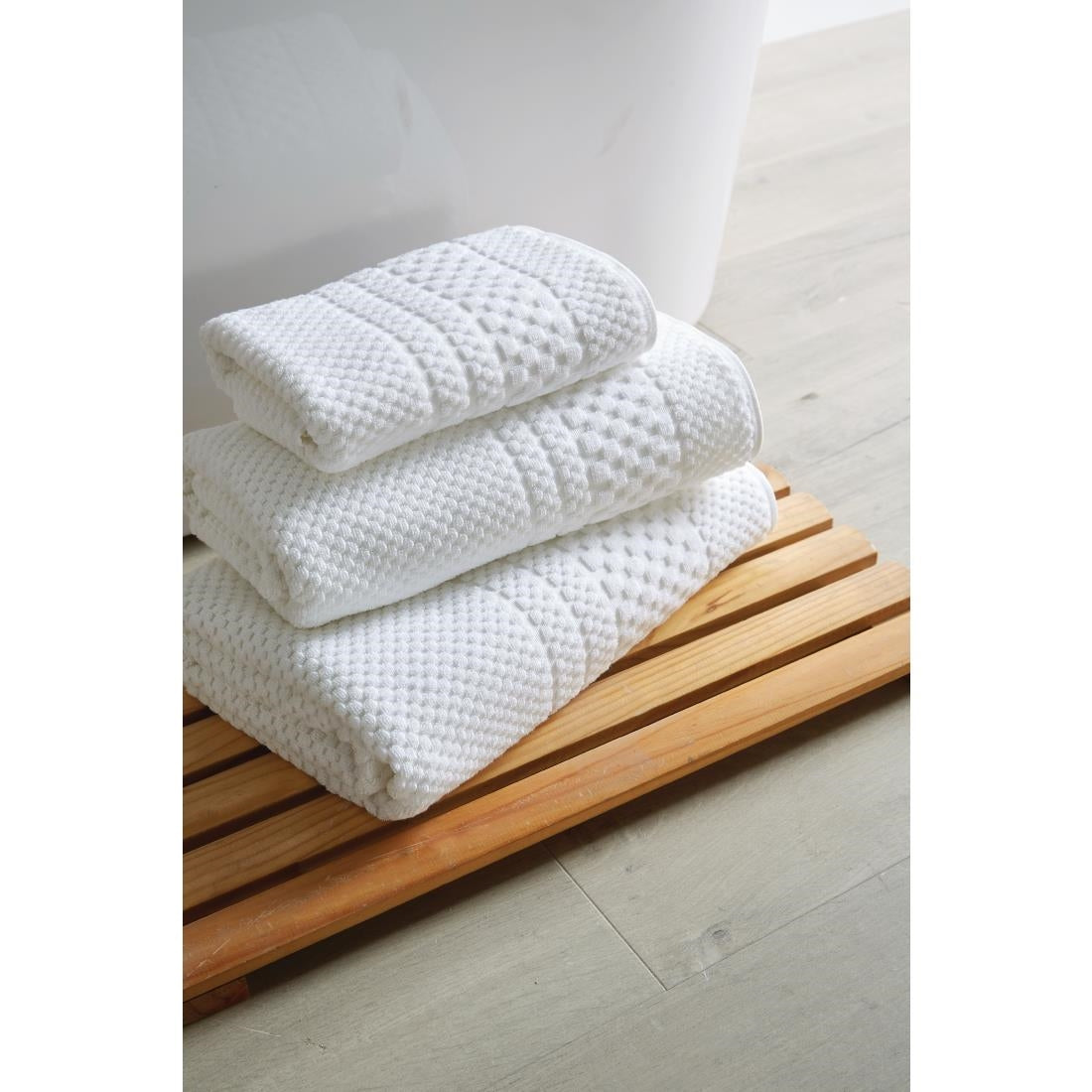 GW301 Mitre Heritage Chequers Hand Towel