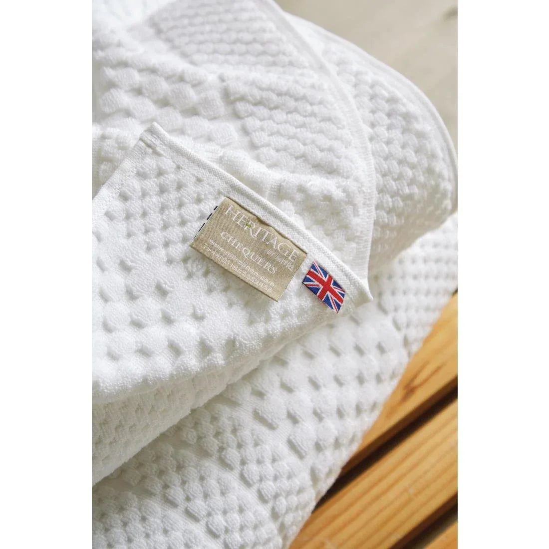 GW302 Mitre Heritage Chequers Bath Towel