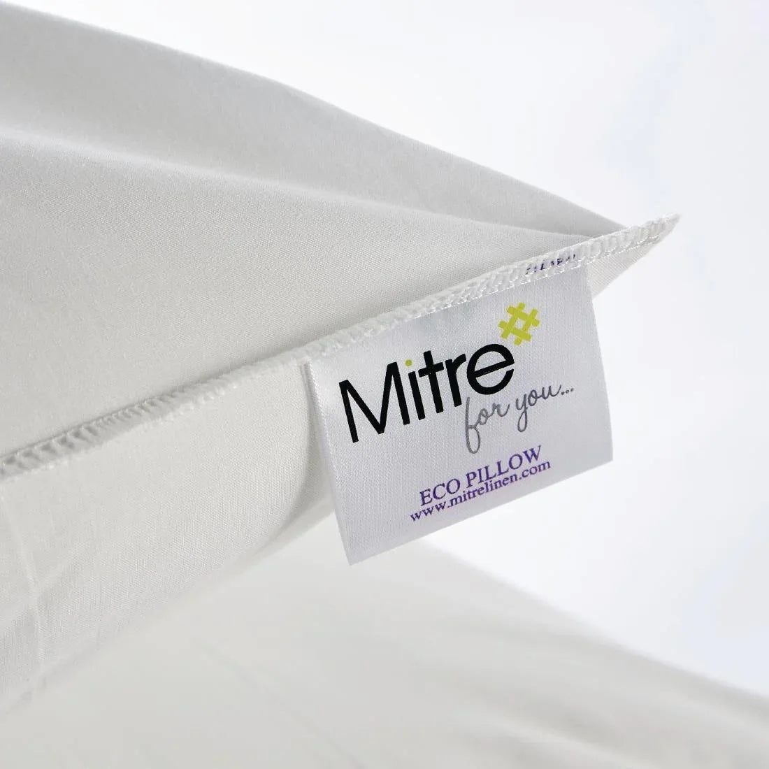 HD215 Eco Recycled Hollowfibre Pillow Soft - JD Catering Equipment Solutions Ltd