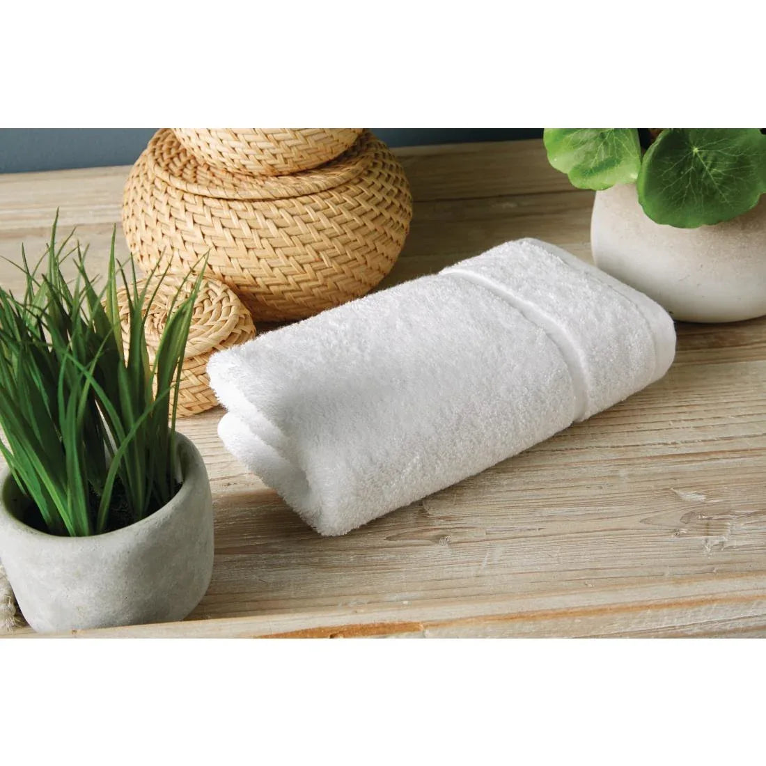 HD218 Mitre Eco Hand Towel White 500x900mm - JD Catering Equipment Solutions Ltd