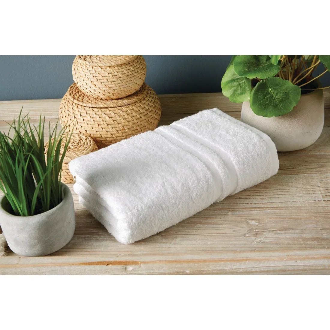 HD219 Eco Towel - White Bath Towel 700x1370mm - JD Catering Equipment Solutions Ltd