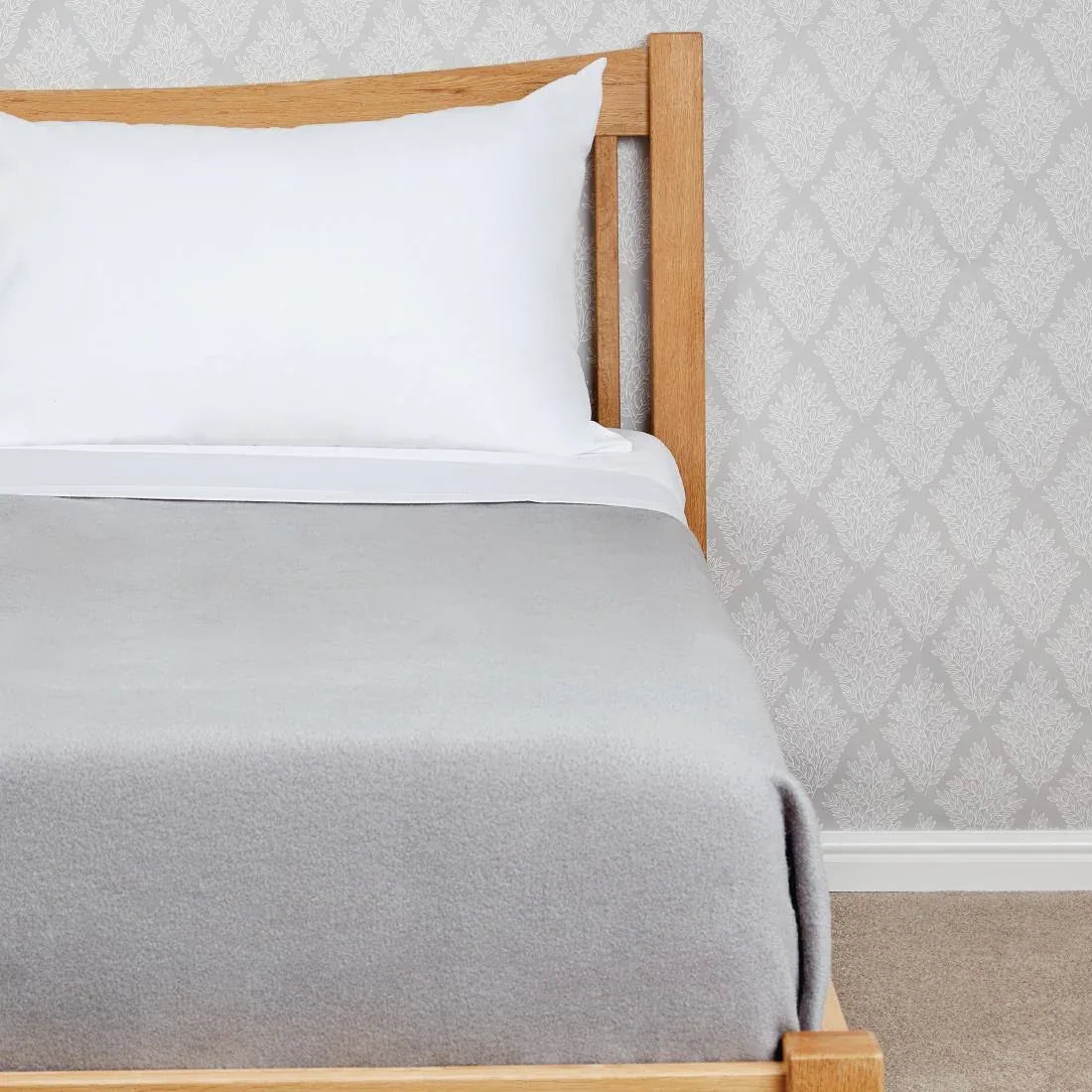 HD346 Comfort Fleece Blanket Grey - JD Catering Equipment Solutions Ltd
