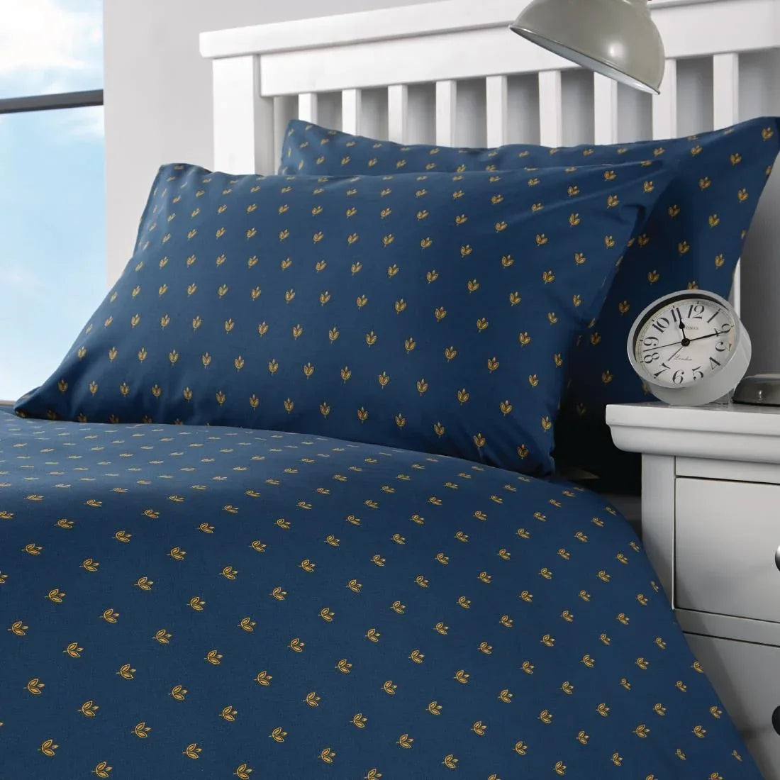 HN856 Mitre Essentials Perth Pillowcases Navy Housewife - JD Catering Equipment Solutions Ltd