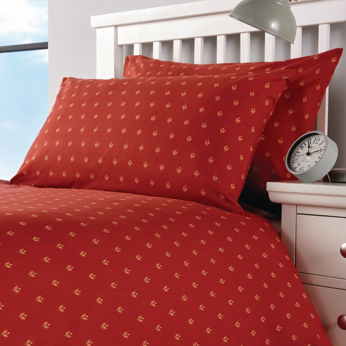 HN859 Mitre Essentials Perth Pillowcases Terracotta Housewife