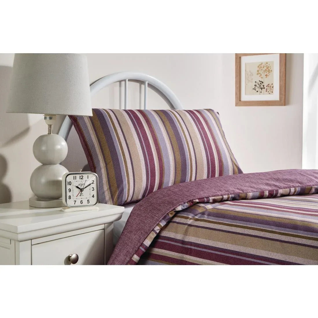 HP034 Mitre Essentials Fiorella Pillowcase Aubergine - JD Catering Equipment Solutions Ltd