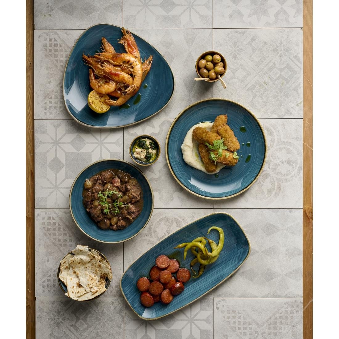 HR391 Churchill Stonecast Java Blue Chef's Oblong Plates 350mm x 187mm (Pack of 6)