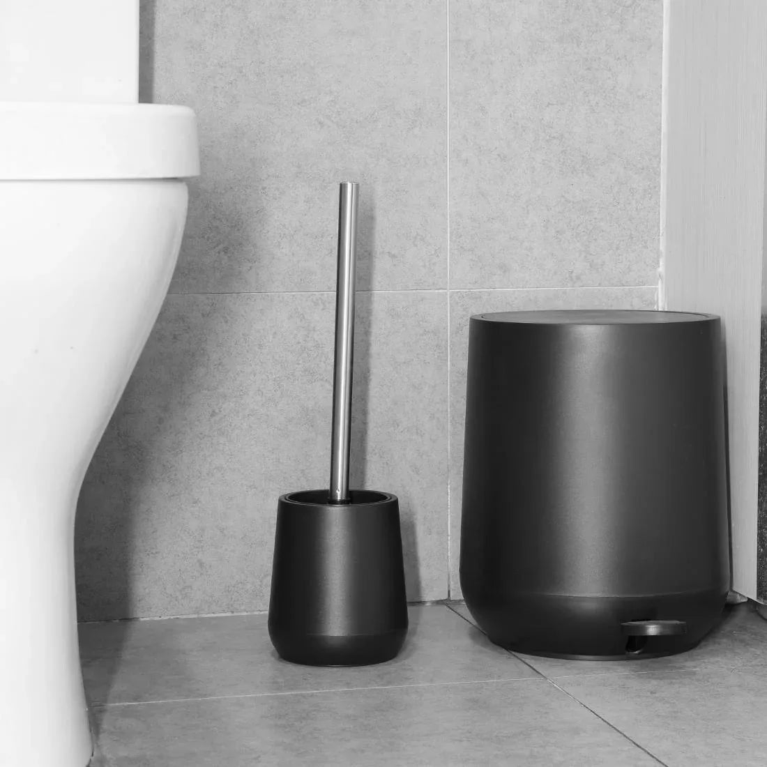 HT481 Jantex Toilet Brush and Holder Black