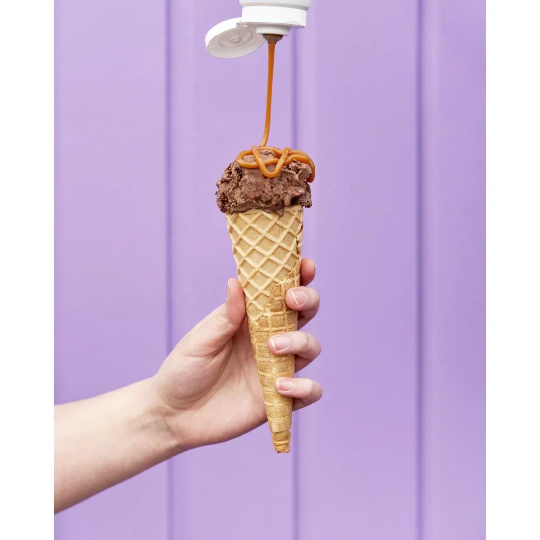 HT844 Simply Caramel Topping Sauce 1kg