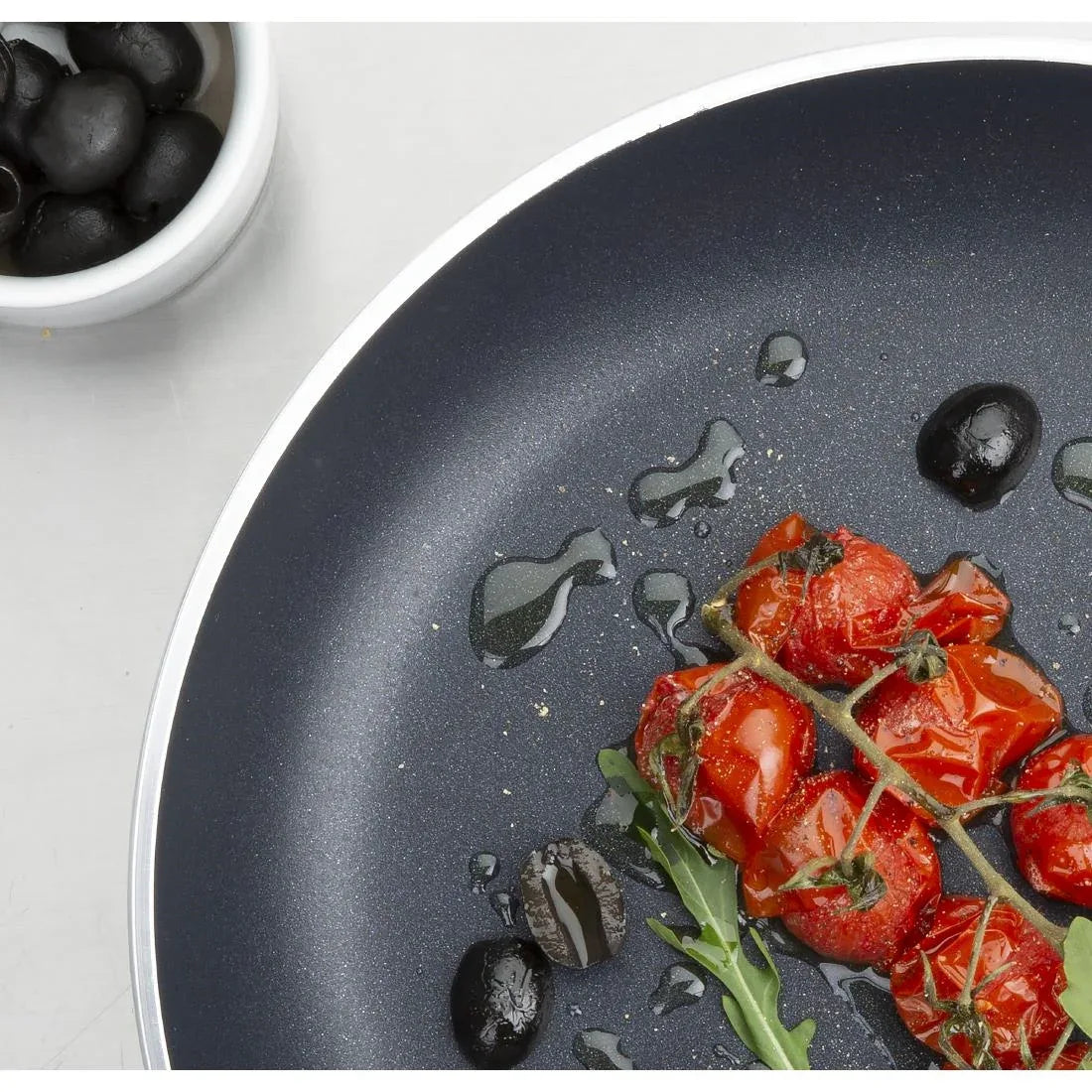 HT976 Vogue Frypan Aluminium Non-stick Teflon Platinum Plus- 400x60mm (15.7''x2.4")