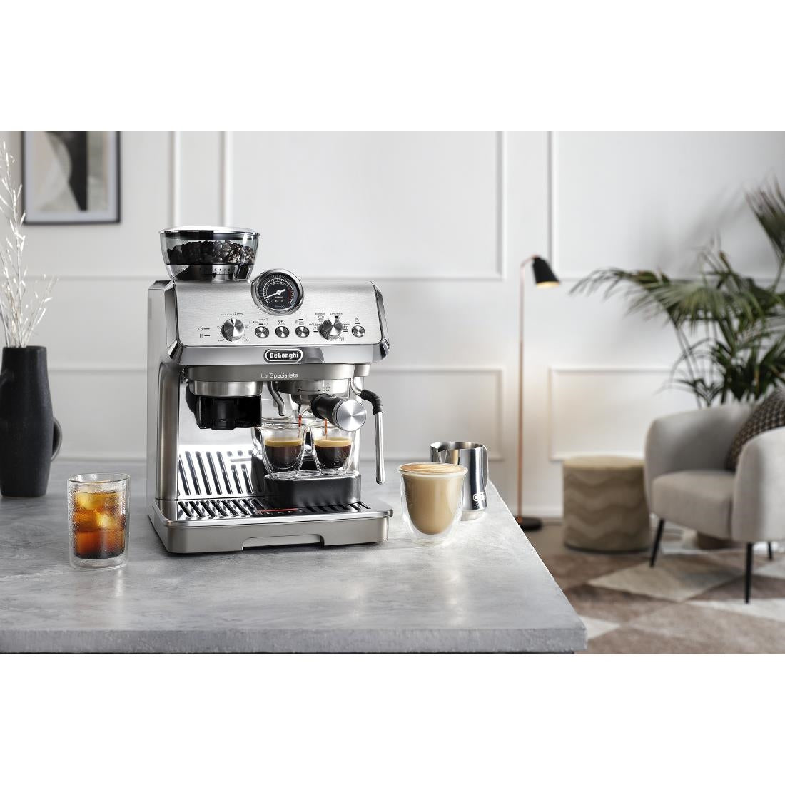 HW190 De'Longhi La Specialista Arte Evo Bean to Cup Coffee Machine EC9255.M