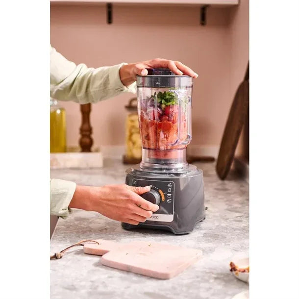 HW196 Kenwood MultiPro Compact Food Processor & Blender FDP31.170GY