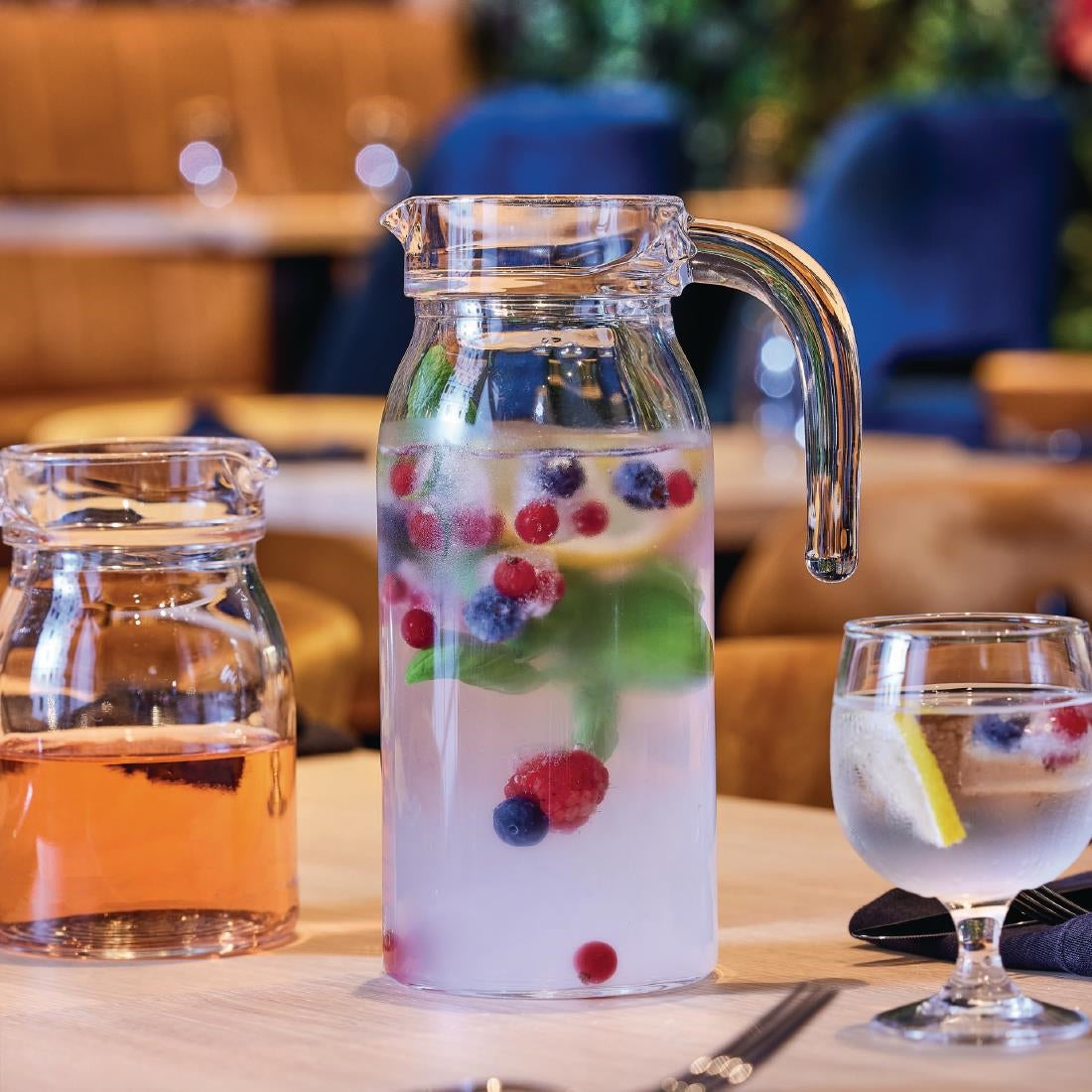 HW272 Arcoroc Spring Jugs 1Ltr (Pack of 6)