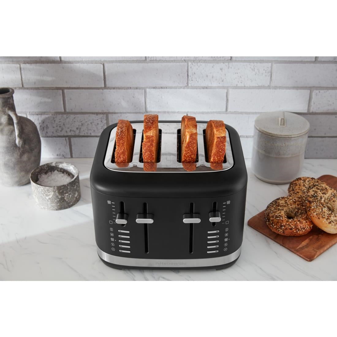 HW787 KitchenAid 4 Slot Manual Toaster Matte Black