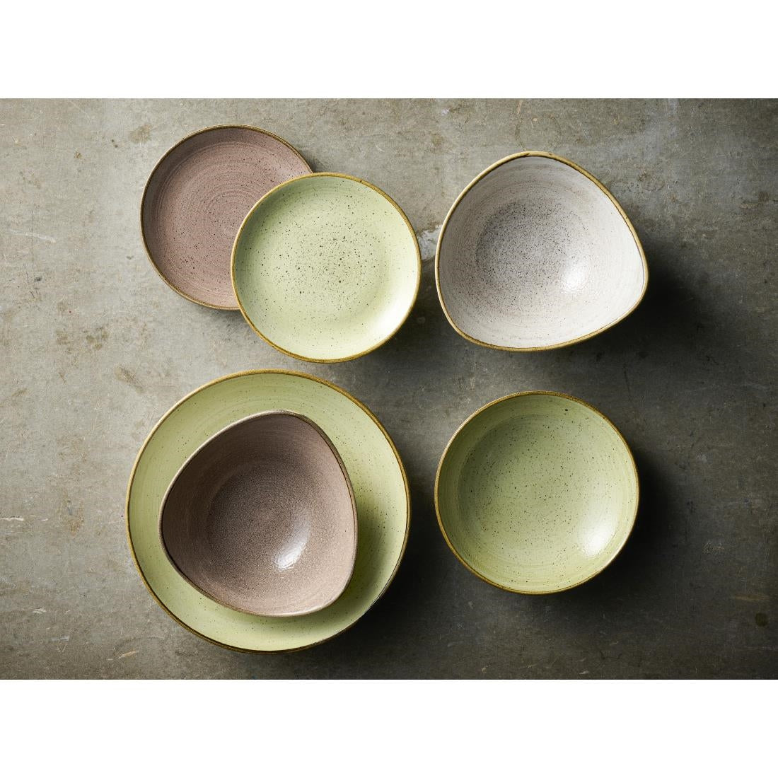 HX041 Churchill Stonecast Raw Green Evolve Coupe Plates 165mm (Pack of 12)