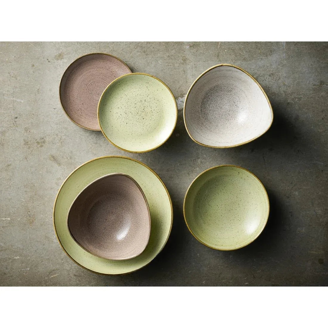 HX041 Churchill Stonecast Raw Green Evolve Coupe Plates 165mm (Pack of 12)