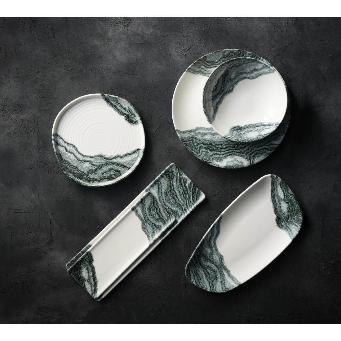 HX185 Churchill Tide Black Organic Walled Plates 203mm (Pack of 6)