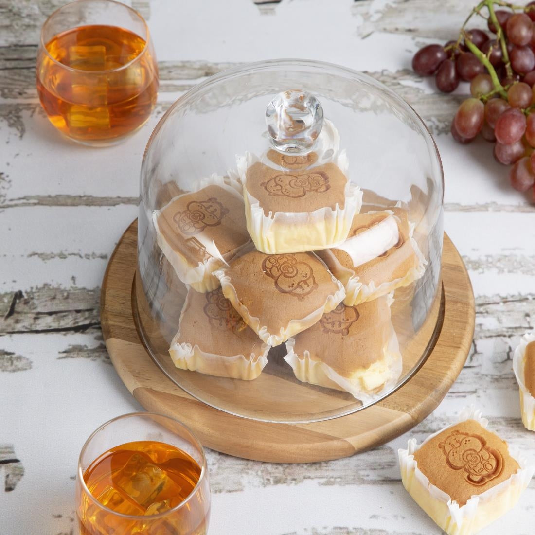 HX397 - Olympia Round Acacia Wood Board for 200mm Dome