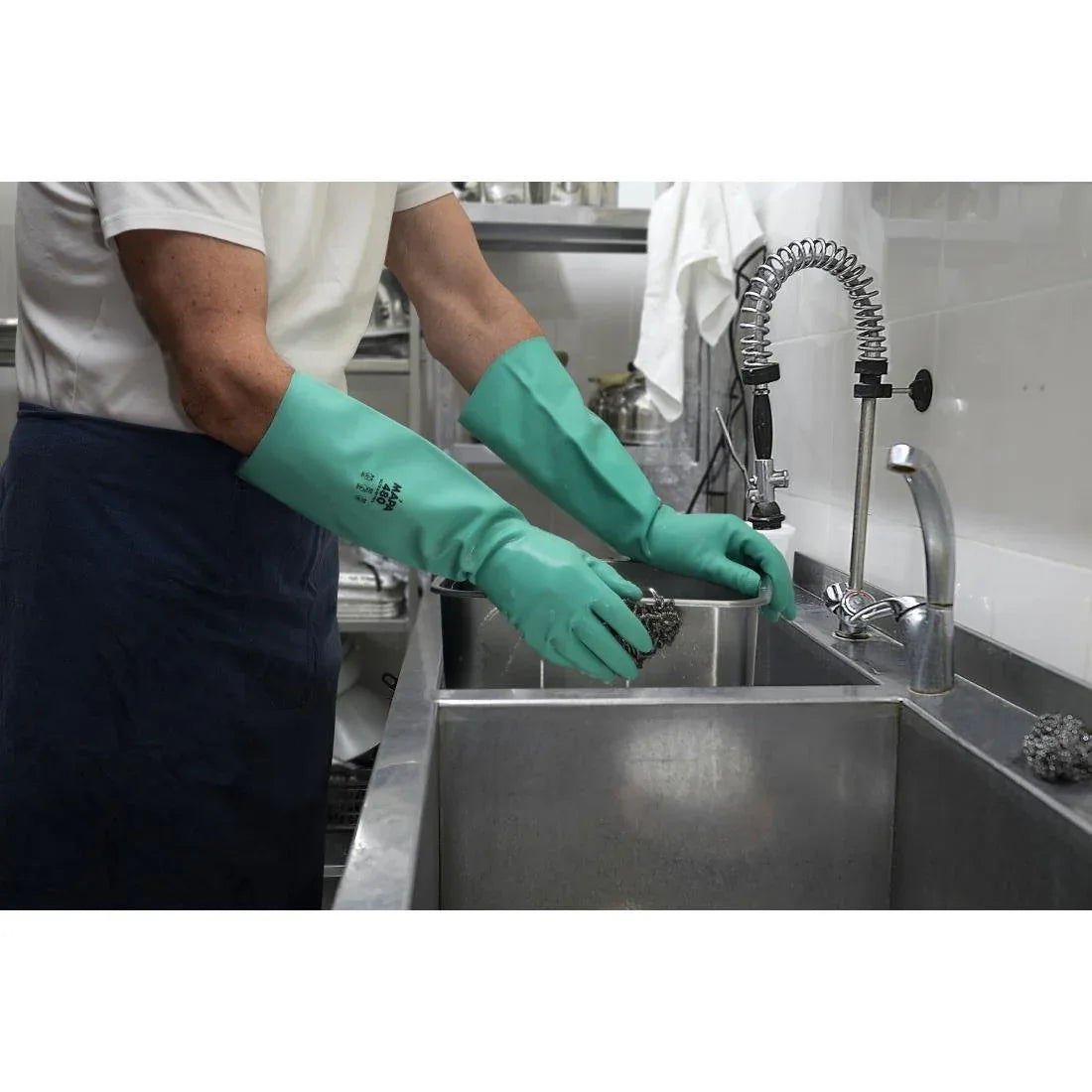 HX950-S Mapa Ultranitril 480 Ultra Long Chemical Handling Gloves Size 7 Small (One Pair)
