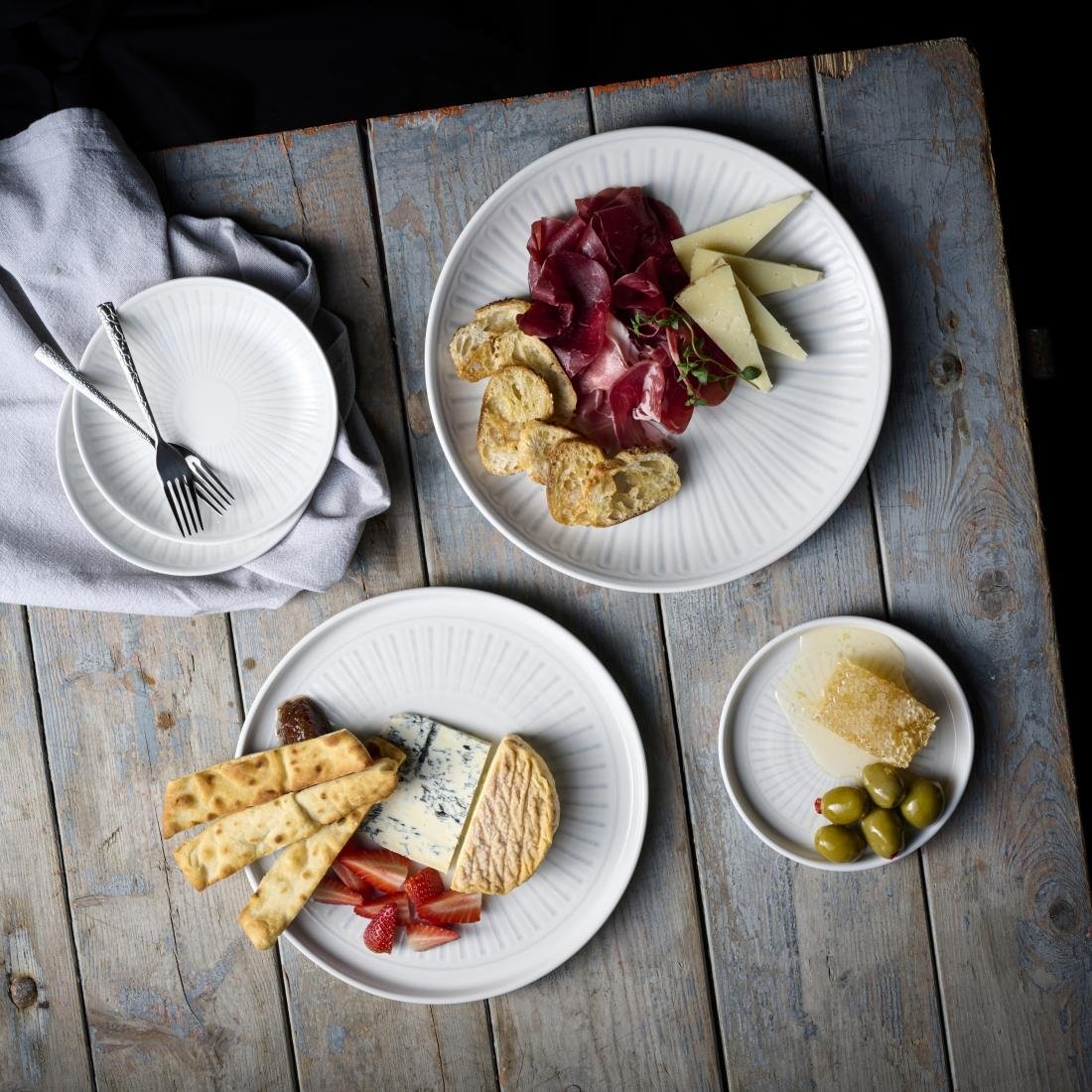 HY901 Churchill Era Grey Evolve Coupe Plates 260mm (Pack of 12)