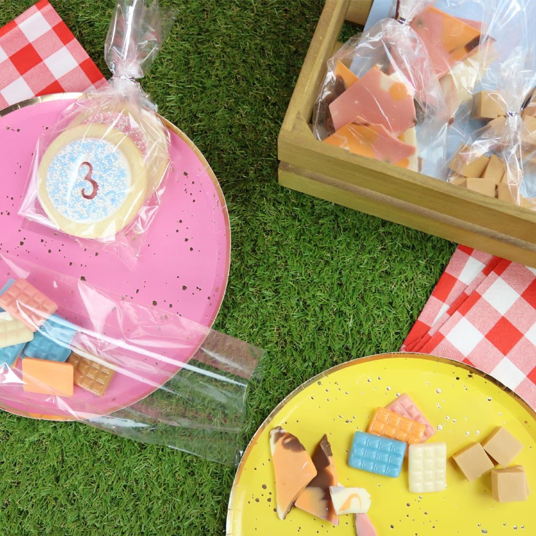 HZ053 - PME Party Bags with Silver Ties (Pack 25)