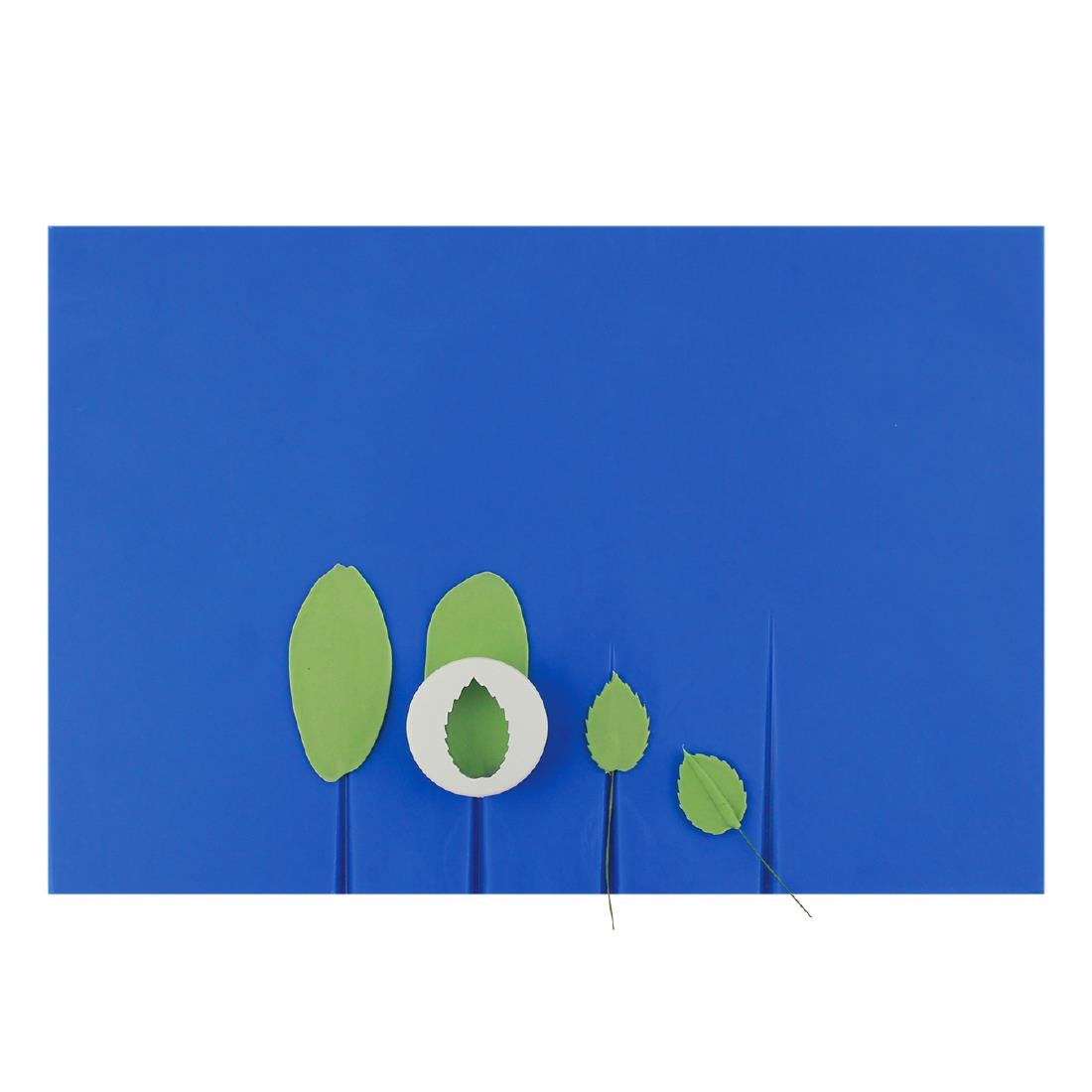 HZ074 - PME Small Veined Rolling Out Board 250x170x8mm
