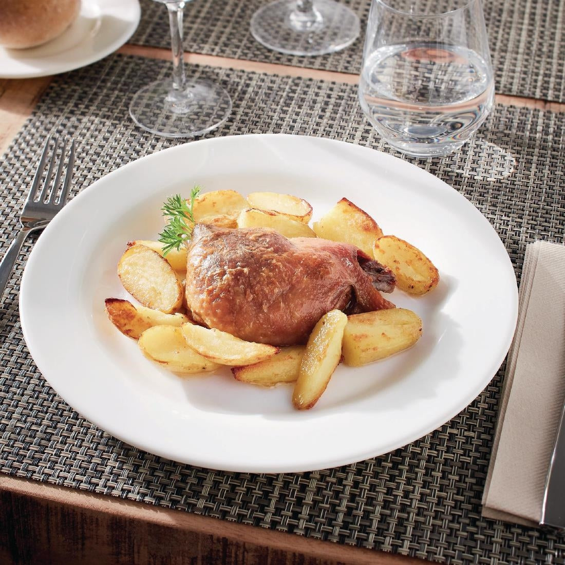 HZ456 Arcoroc Intensity White Plates 255mm (Pack of 12)