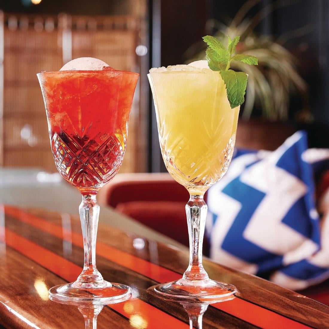 HZ469 Arcoroc Broadway Wine & Cocktail Glasses 250ml (Pack of 24)