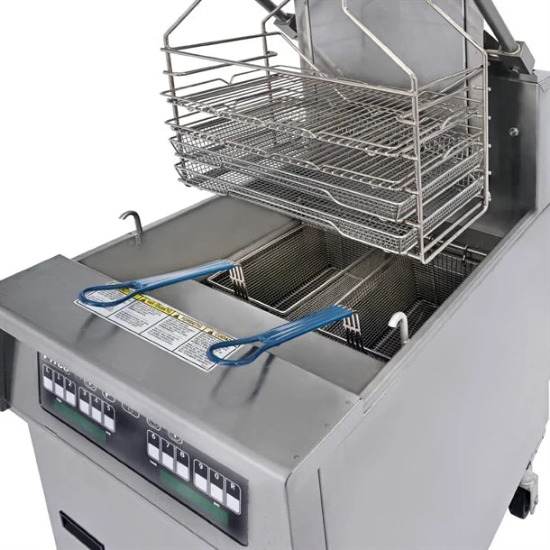 HZ495 Pitco Solstice Gas Rack Fryer with SoloFilter SF-SG6H