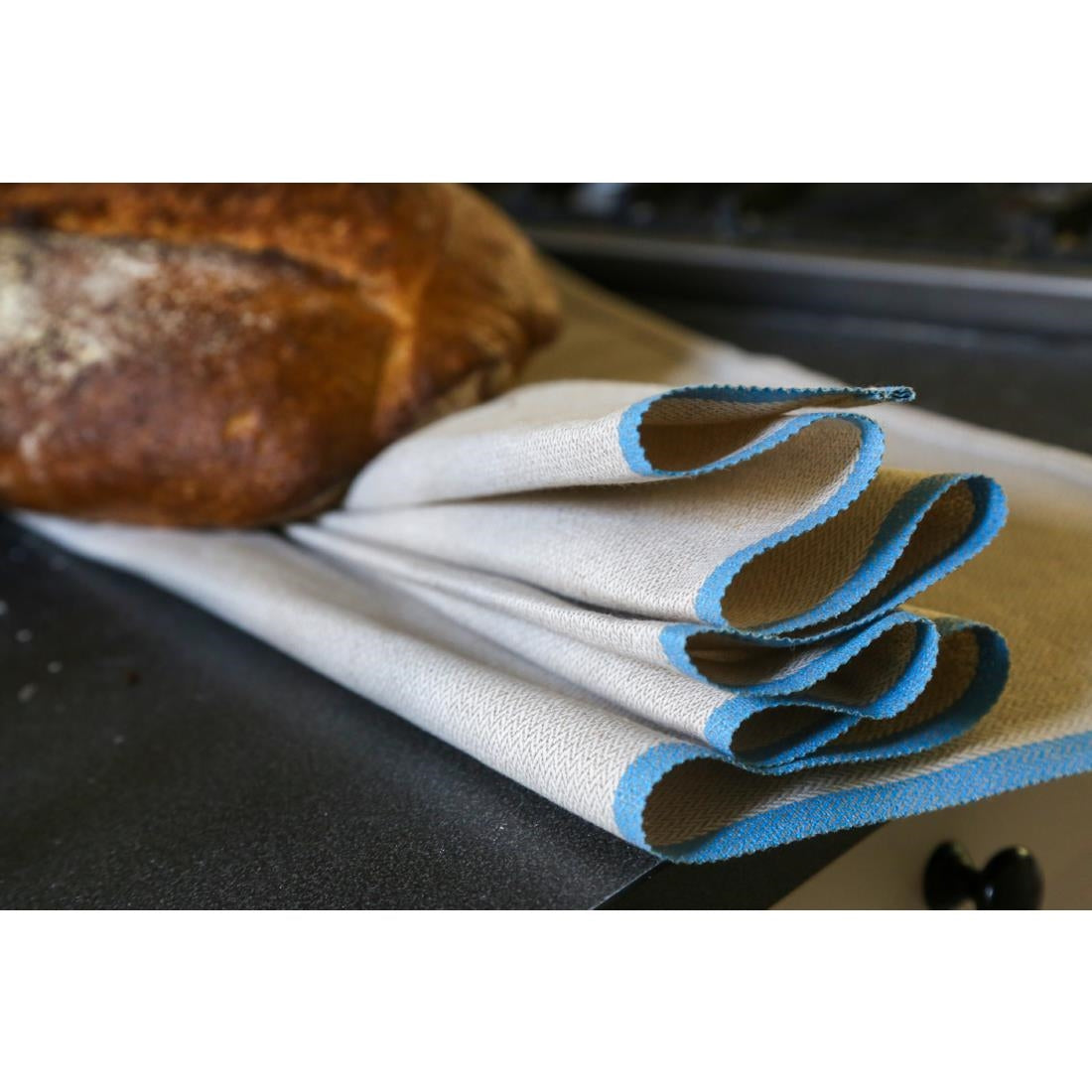 HZ550 - Scaritech Heavy Duty Rolling Cloth 1700x600mm