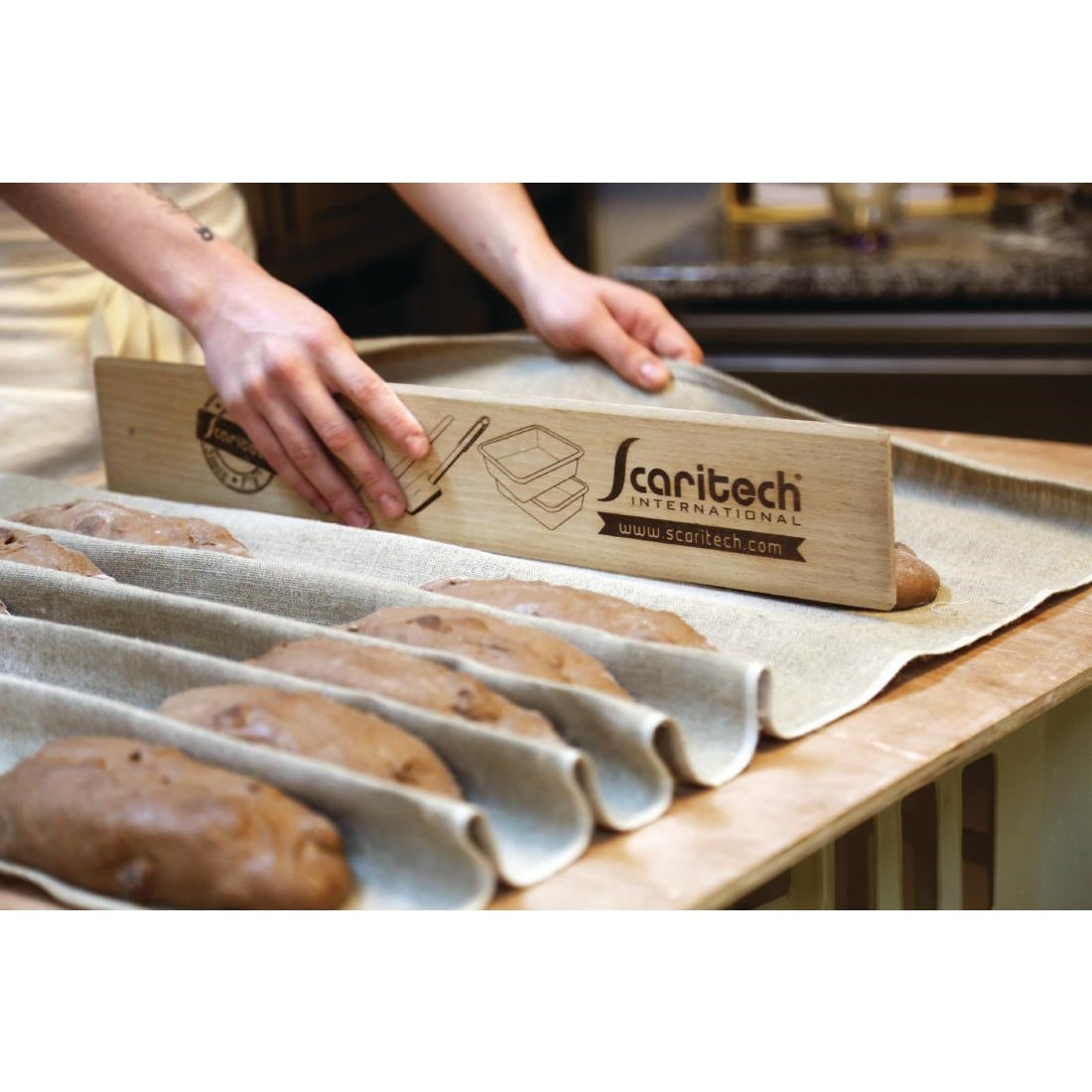 HZ553 - Scaritech Flipping Board 600mm