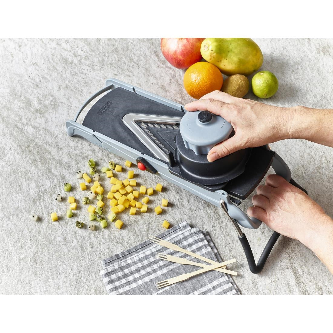 HZ601 - De Buyer Mandolin Viper Julienne 4-10mm