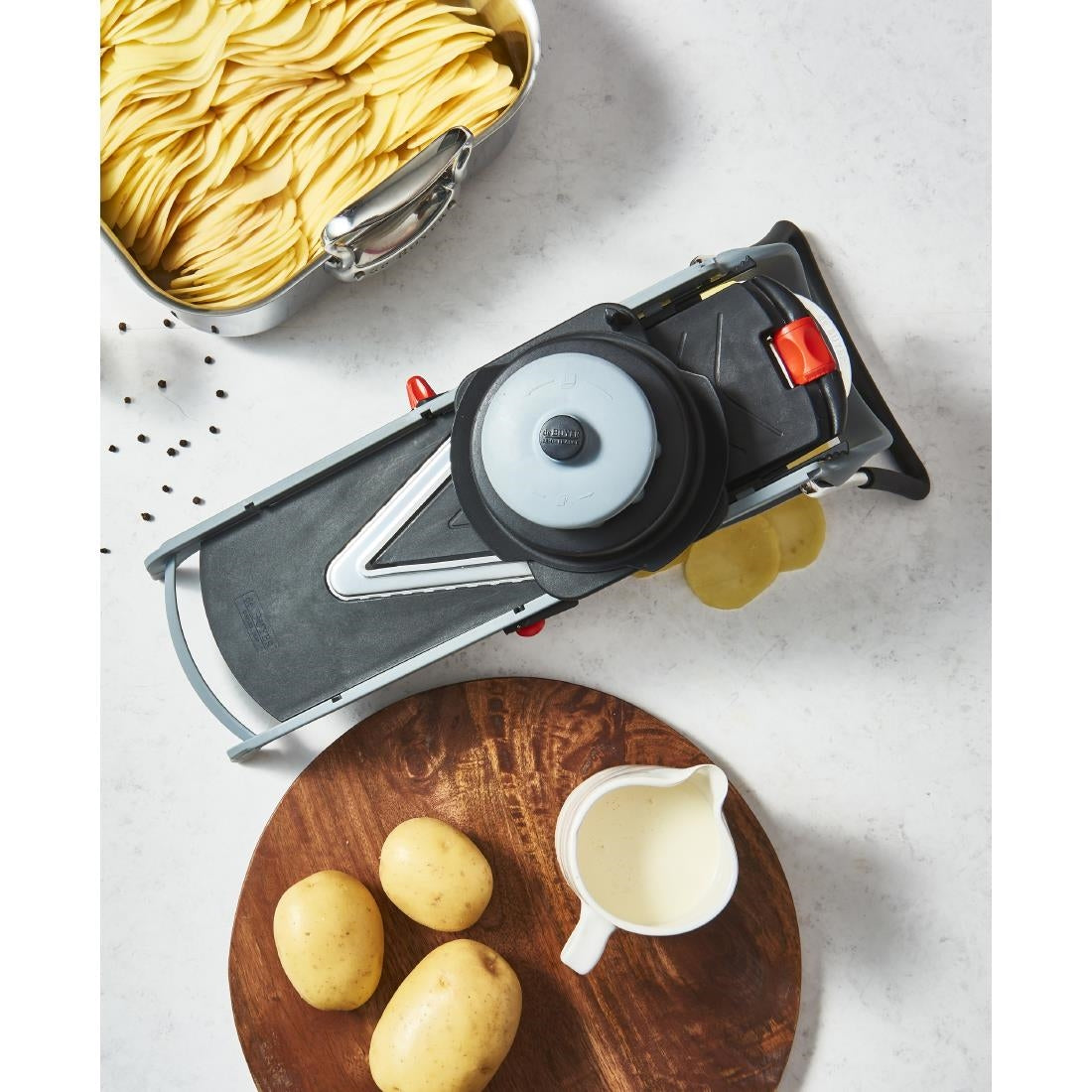 HZ601 - De Buyer Mandolin Viper Julienne 4-10mm