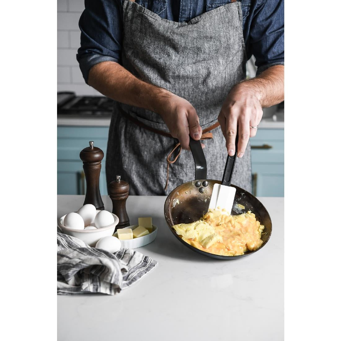 HZ604 - De Buyer Mineral B Omelette Frypan 20cm