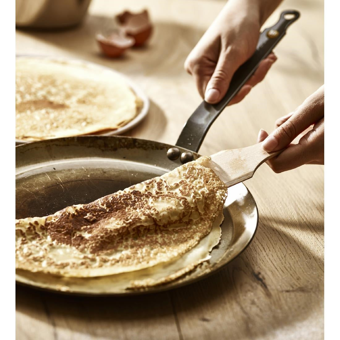 HZ609 - De Buyer Mineral B Steel Round Pancake Pan 26cm